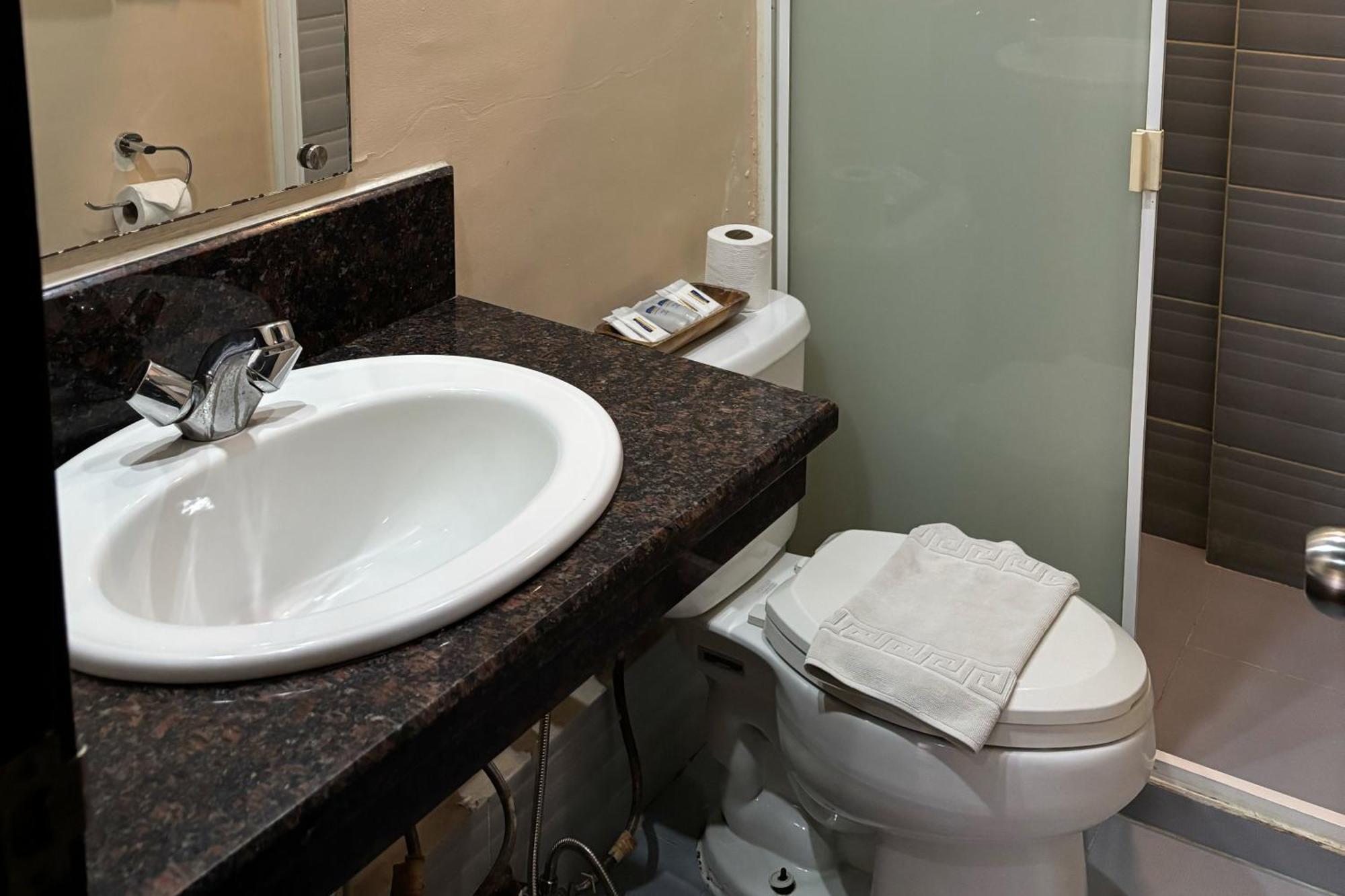 Sugbutel Family Hotel Cebú Habitación foto